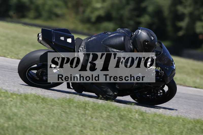 /43 08.08.2025 Discover the Bike ADR/Race 3 rot/536